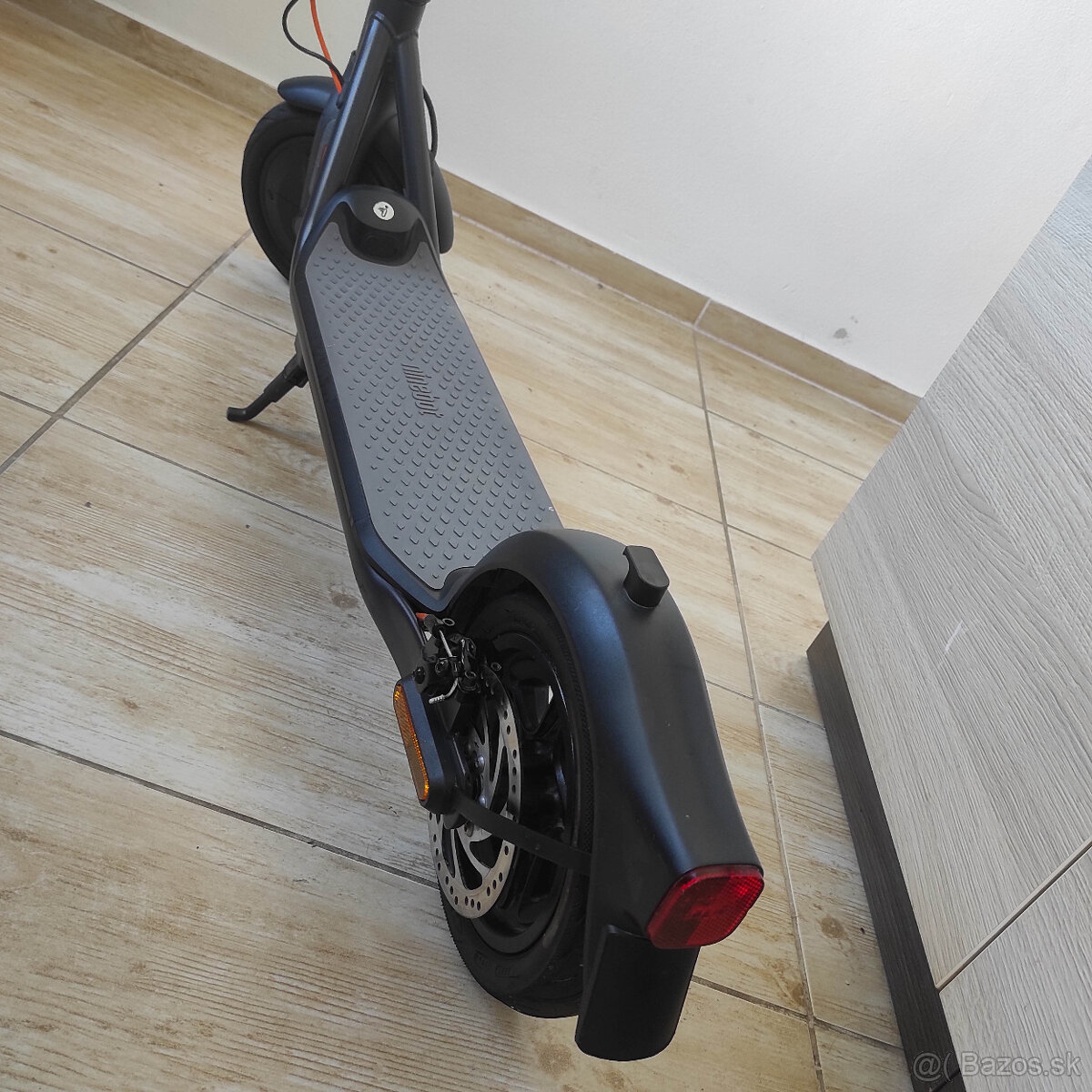 elektricka kolobezka Ninebot F30E - 7