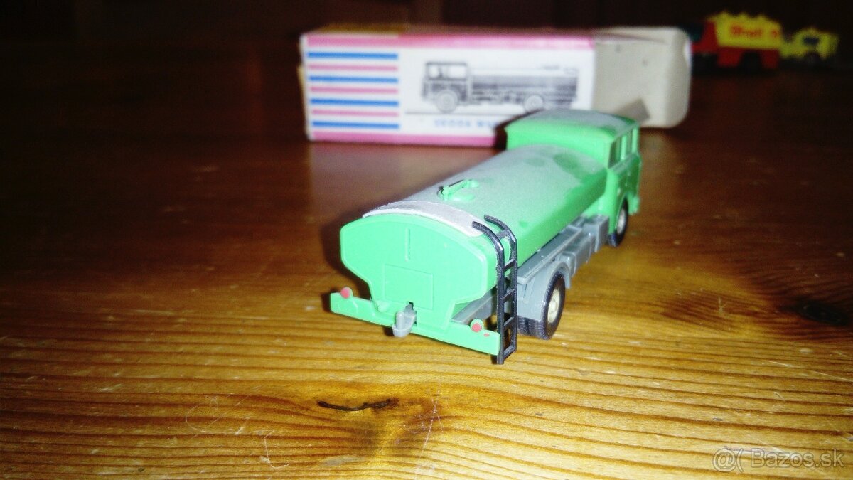 Plastové DDR modely k železnici veľkosť HO a TT - 7