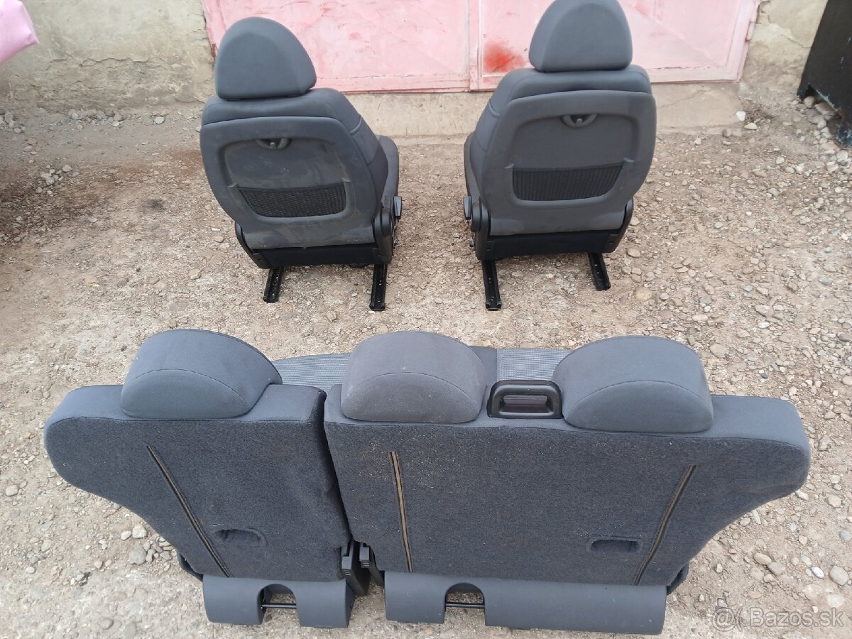 Mitsubishi Colt CZ3- sedačky - 7