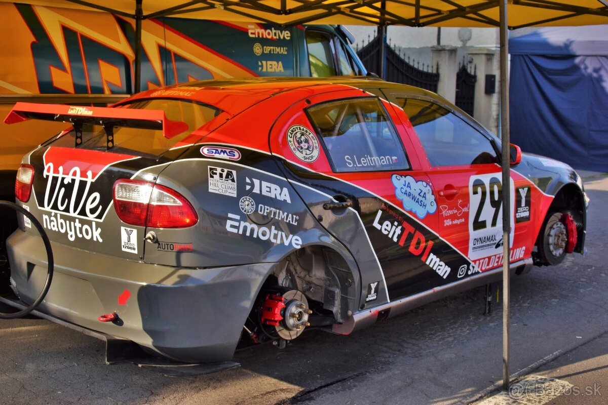 SEAT Leon supercopa závodné auto - 7