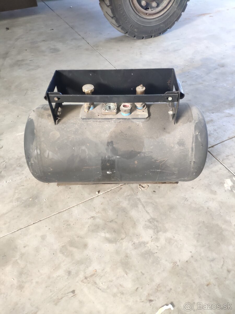 použité prázdne fľaše na LPG - 7