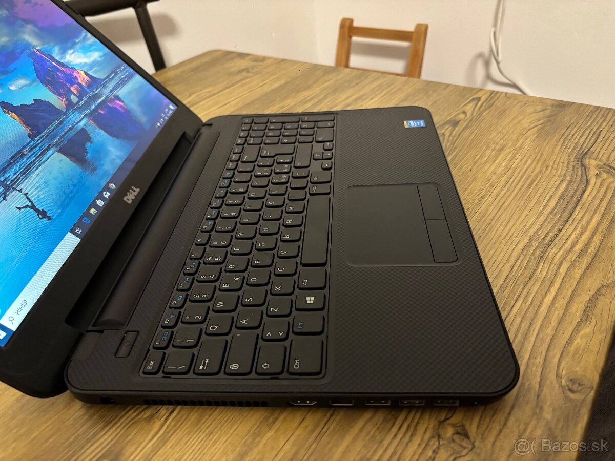 15.6"/Dell Notebook/8GB RAM/500GB SSHD/Intel HD grafika 2GB - 7