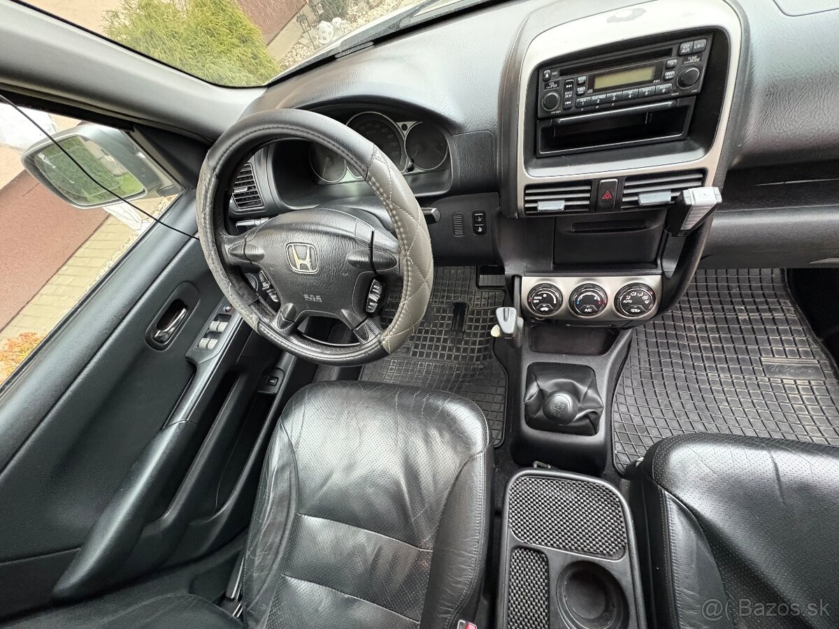Honda CR-V 2.2 ctdi (103 kw) r.v. 2005, 4x4 - 7