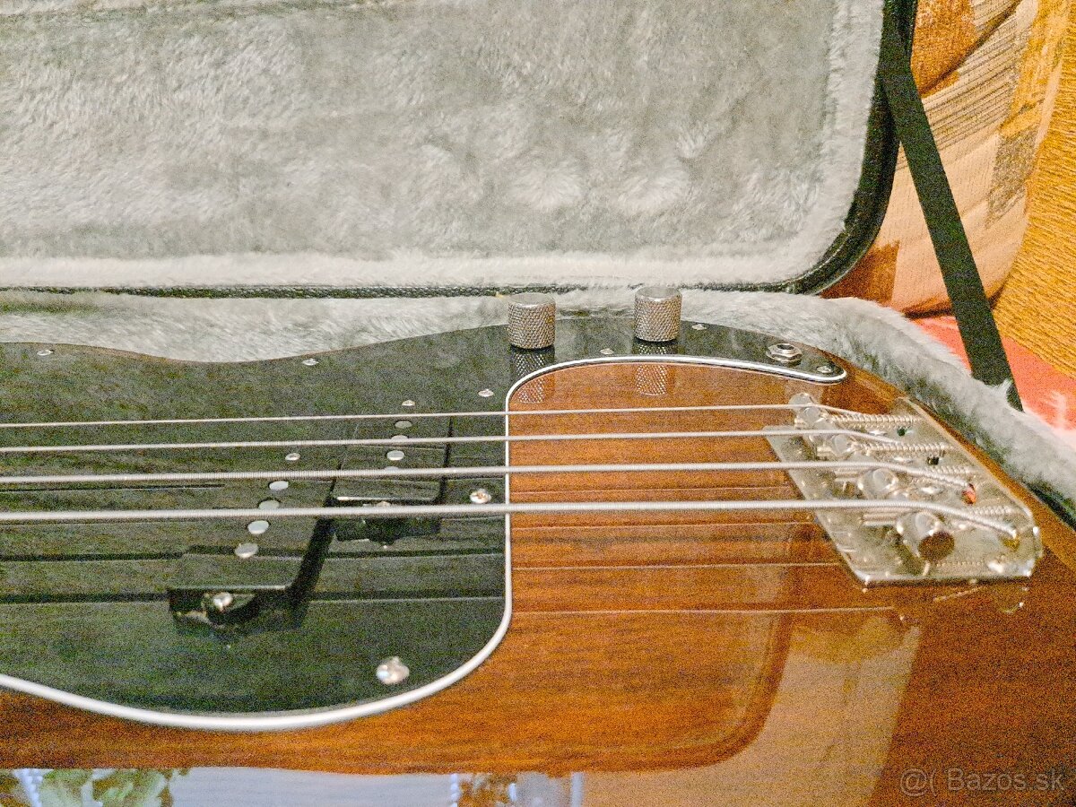 Basgitara Squier Classic Vibe '70s PB + pevný kufor - 7