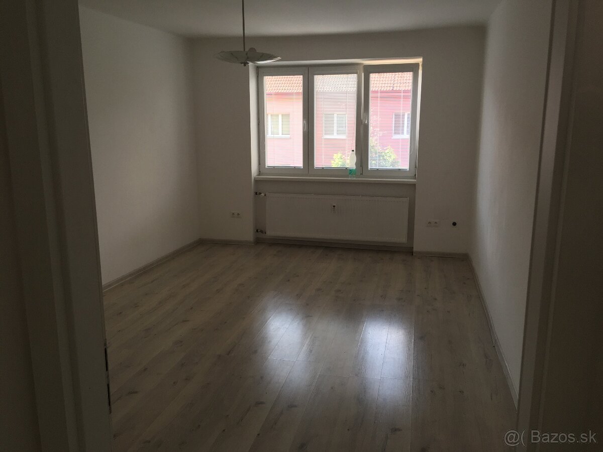 Prenájom dvojizbového bytu - 7