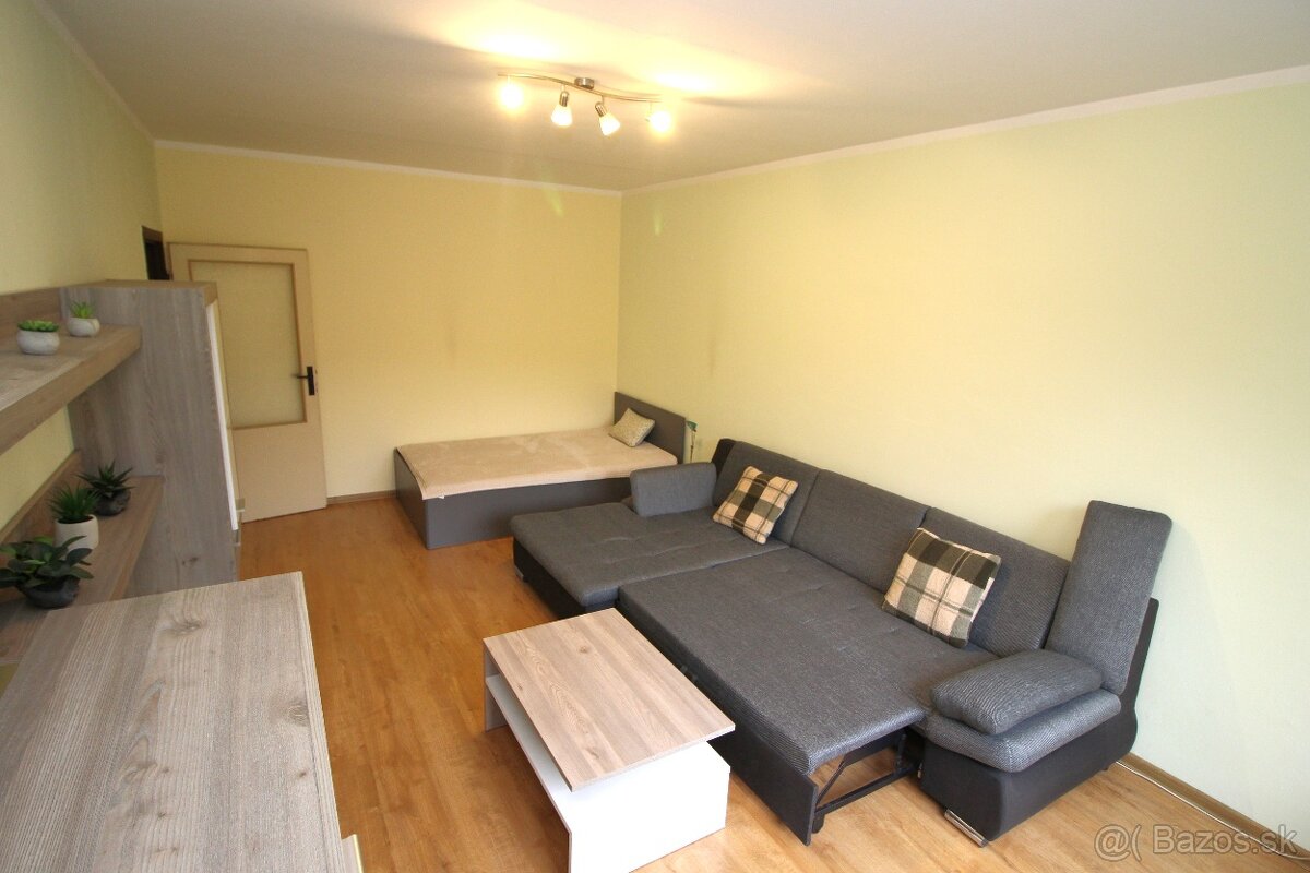 PRENÁJOM zariadený 2 IZB byt 66 m² V. Okr. Partizánske - 7