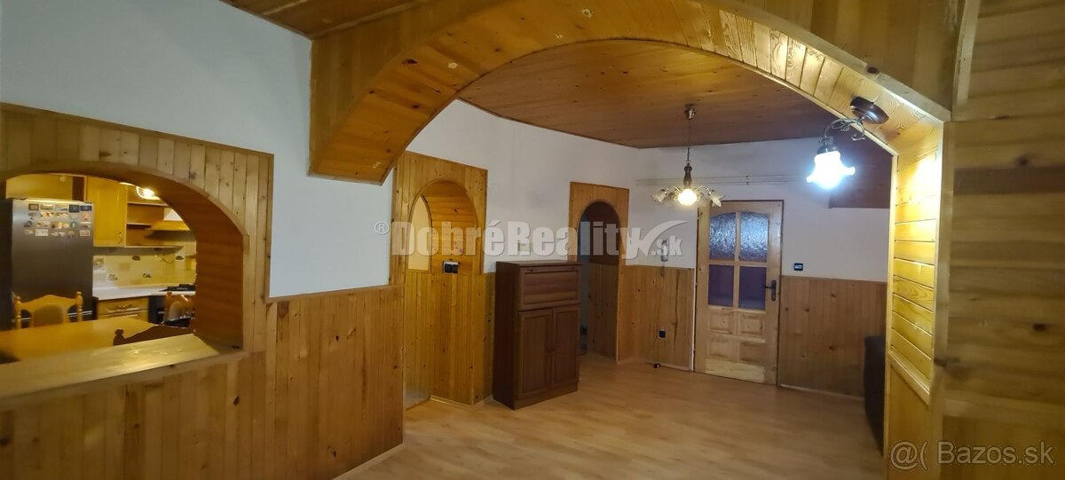 Dobré reality - znížená cena RD s veľkým pozemkom 2455 m2 v - 7