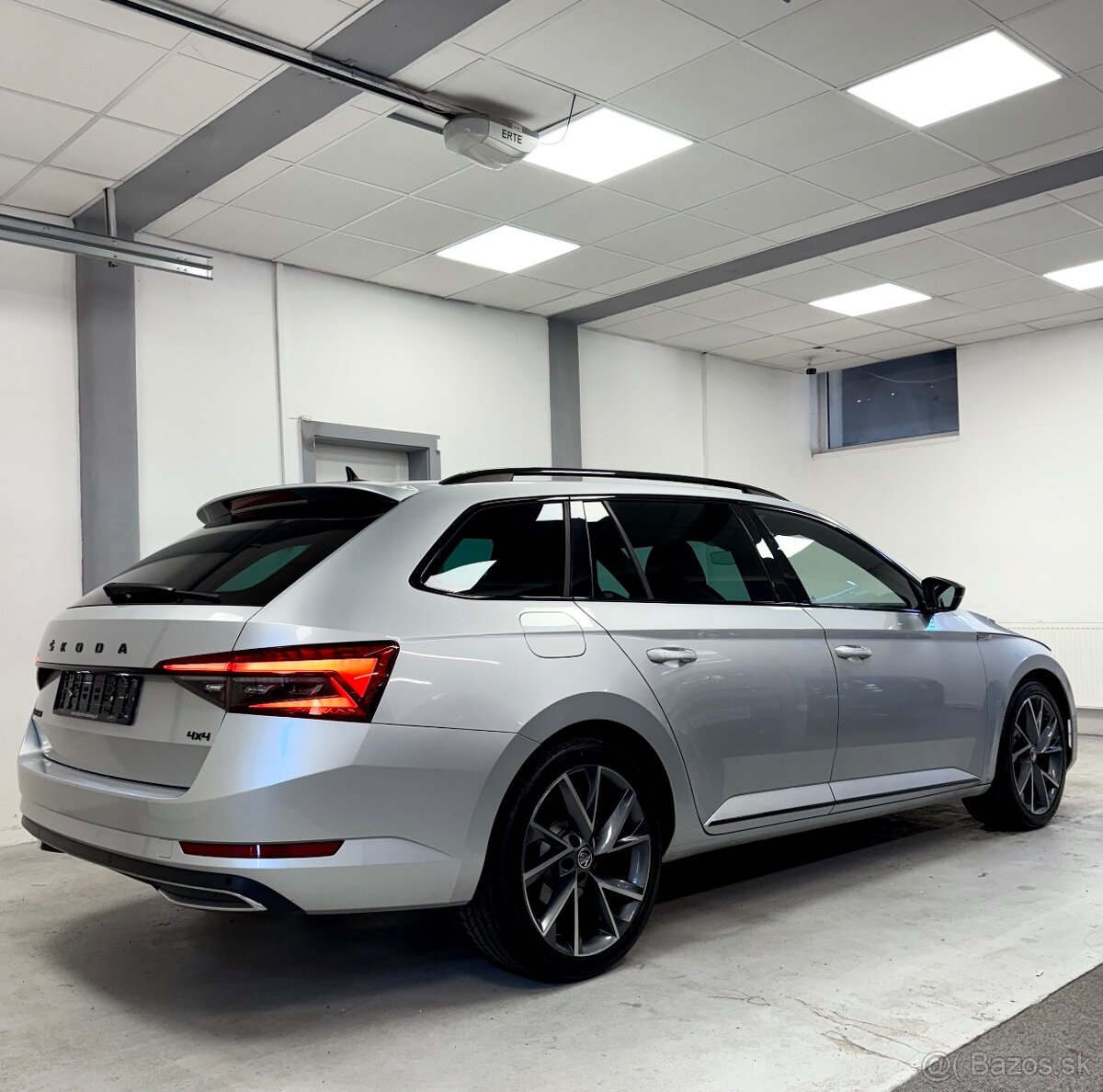 Skoda Superb Sportline 2.0TDI 147Kw 4x4 Black Packet/Matrix - 7