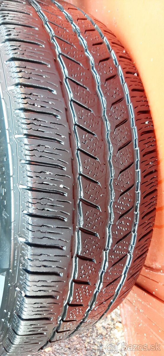 CONTINENTAL 235/65 r16c - 7