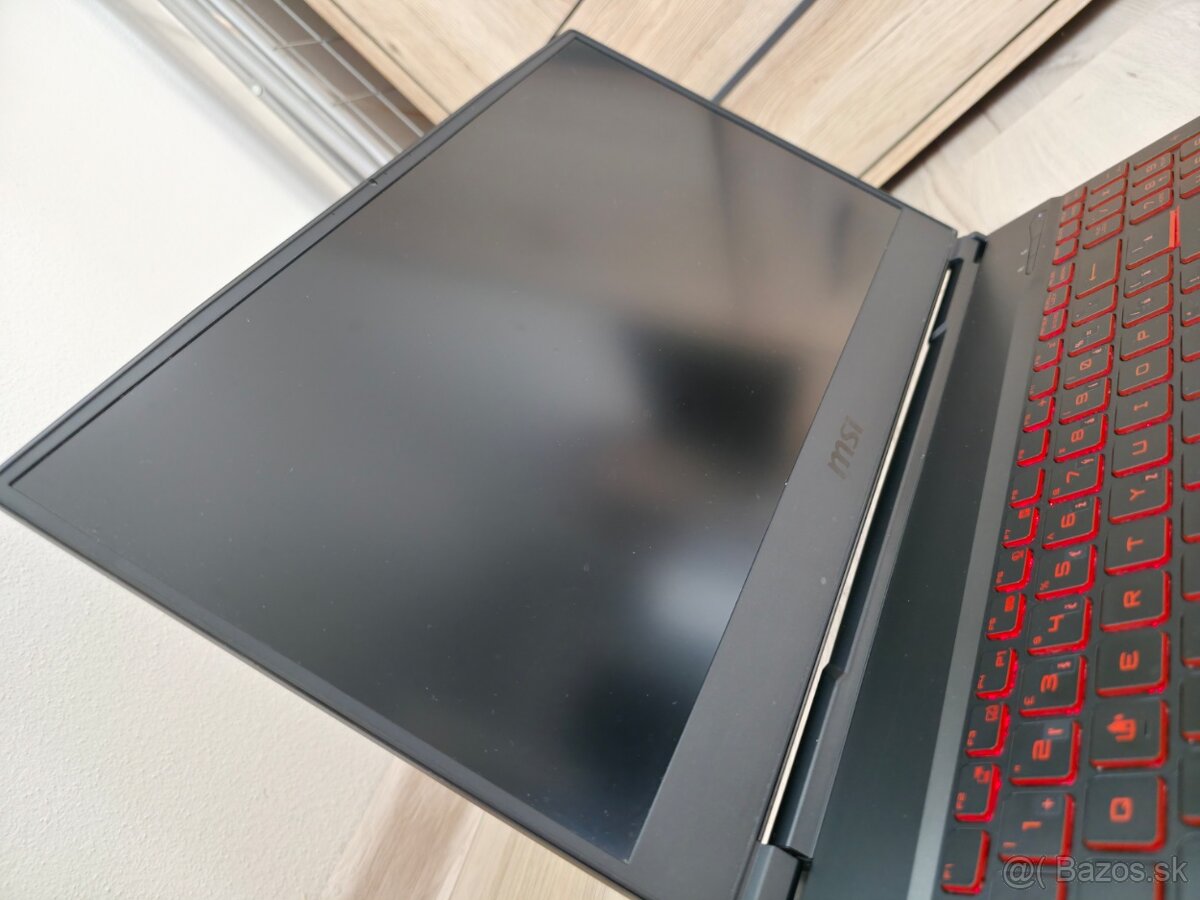 Herný notebook MSI GL65 Leopard 10SFR - 7