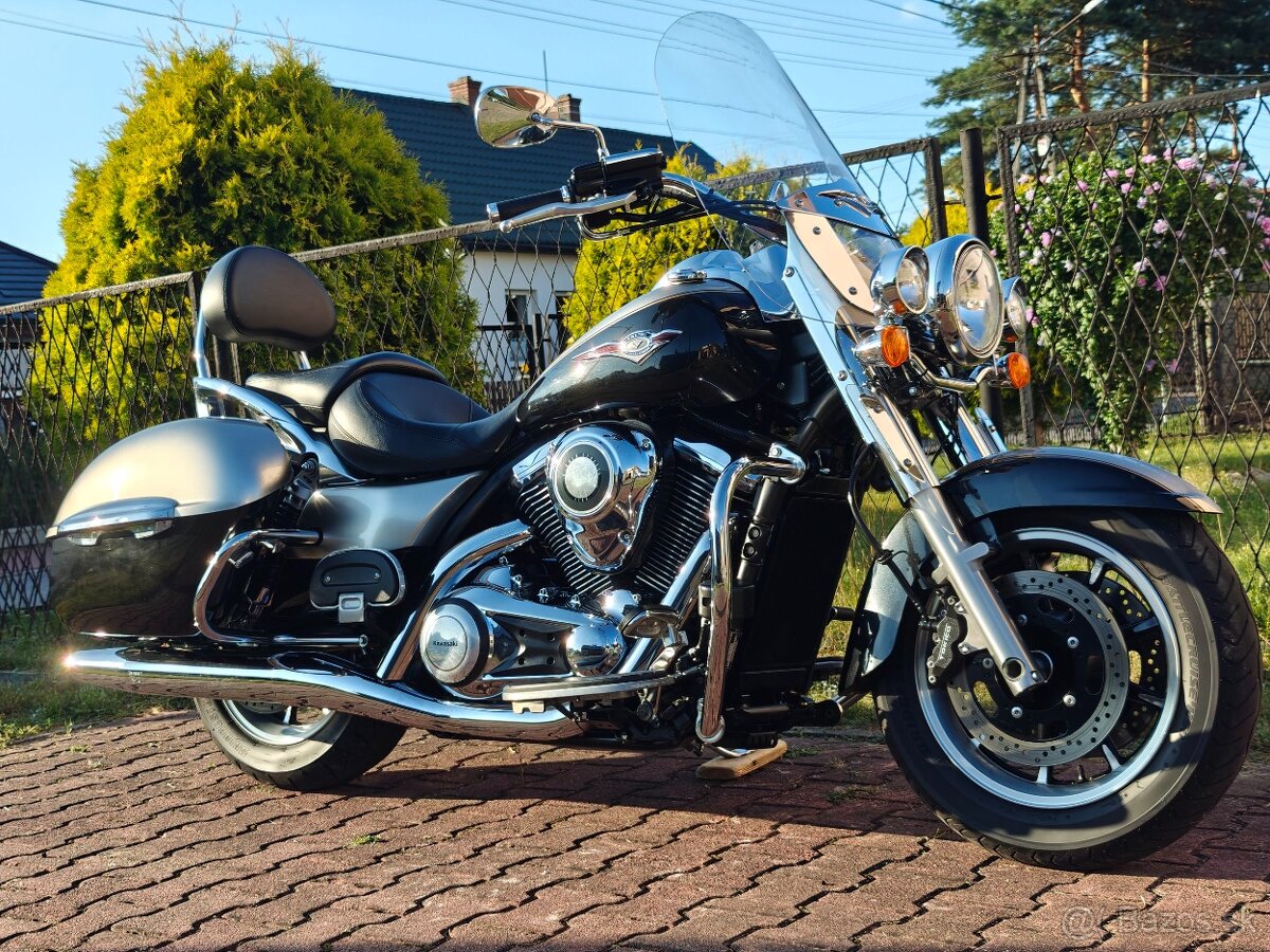 Kawasaki VN 1700 Classic Tourer Nomad - 7