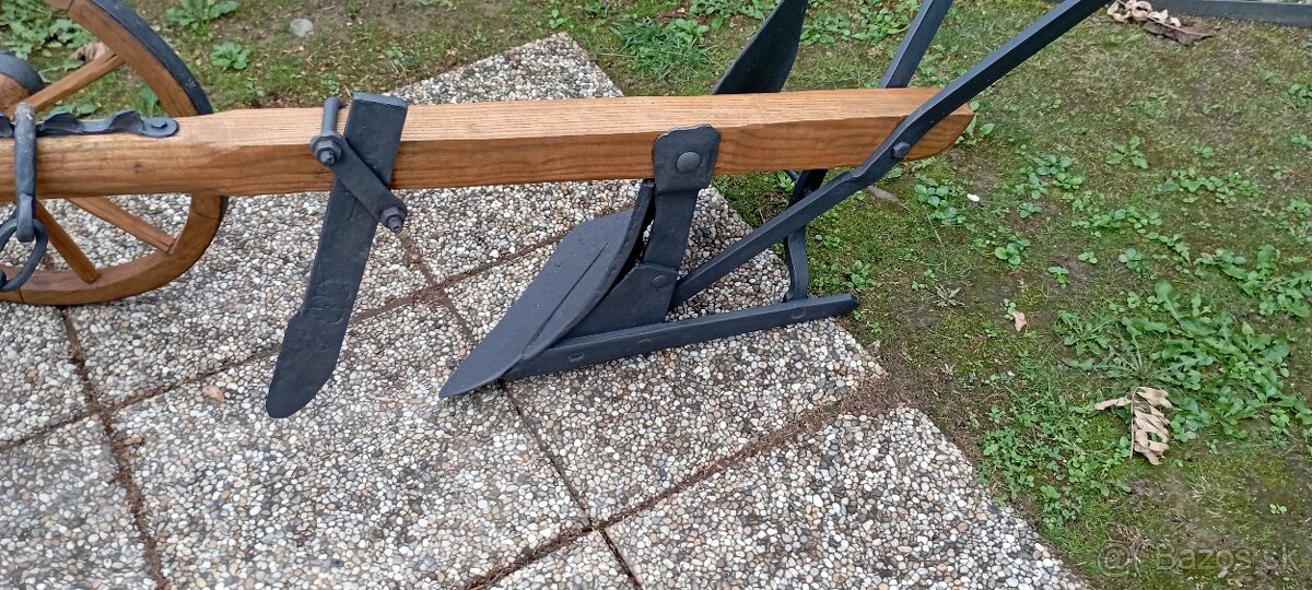 Starý drevený konský pluh 7 - 7