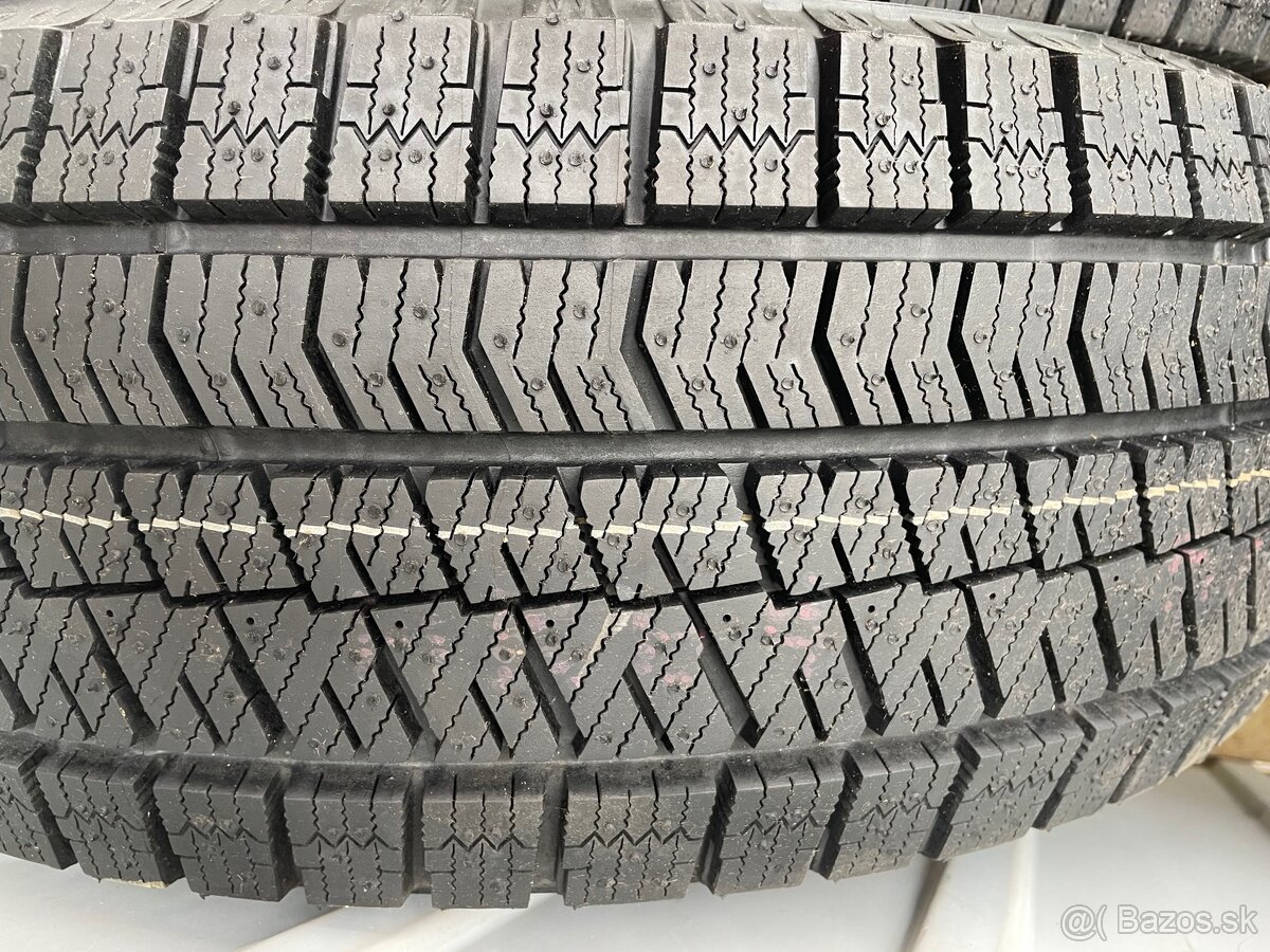 Nové zimné pneu 205/65 R15 Bridgestone Blizzak ICE - 7