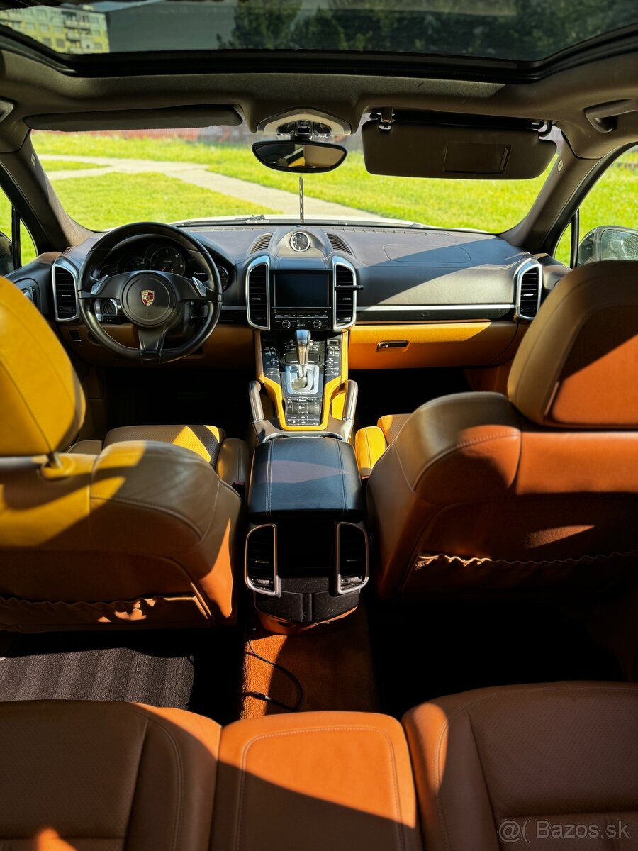 Porsche cayenne - 7