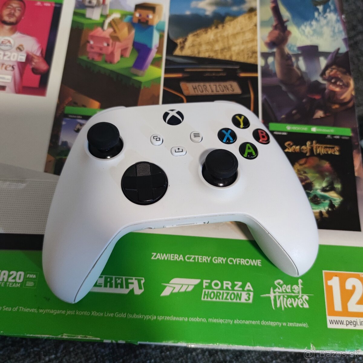 Xbox One S 1TB All Digital - 7