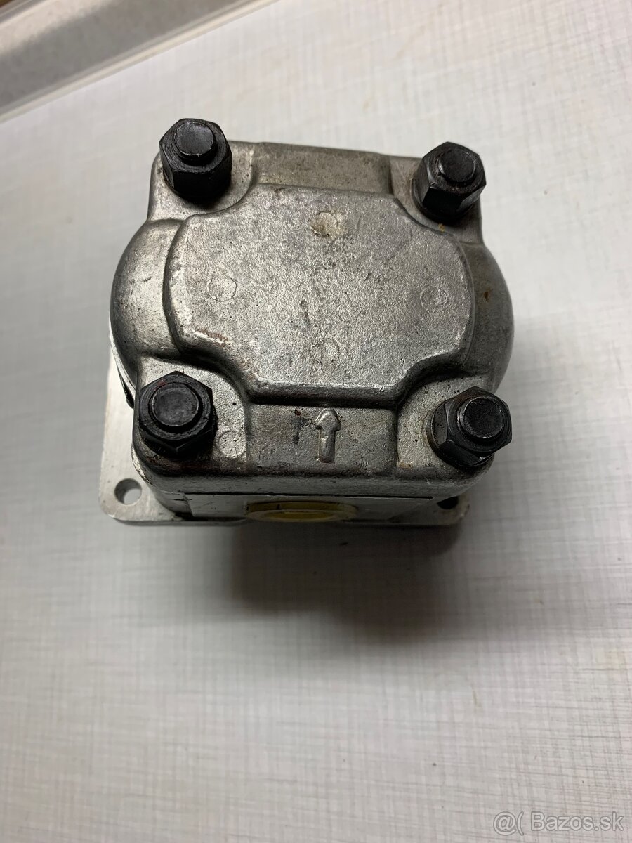 Hydraulicke cerpadlo Multicar M 25 - 7