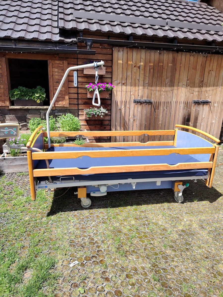 Polohovateľná posteľ - 7