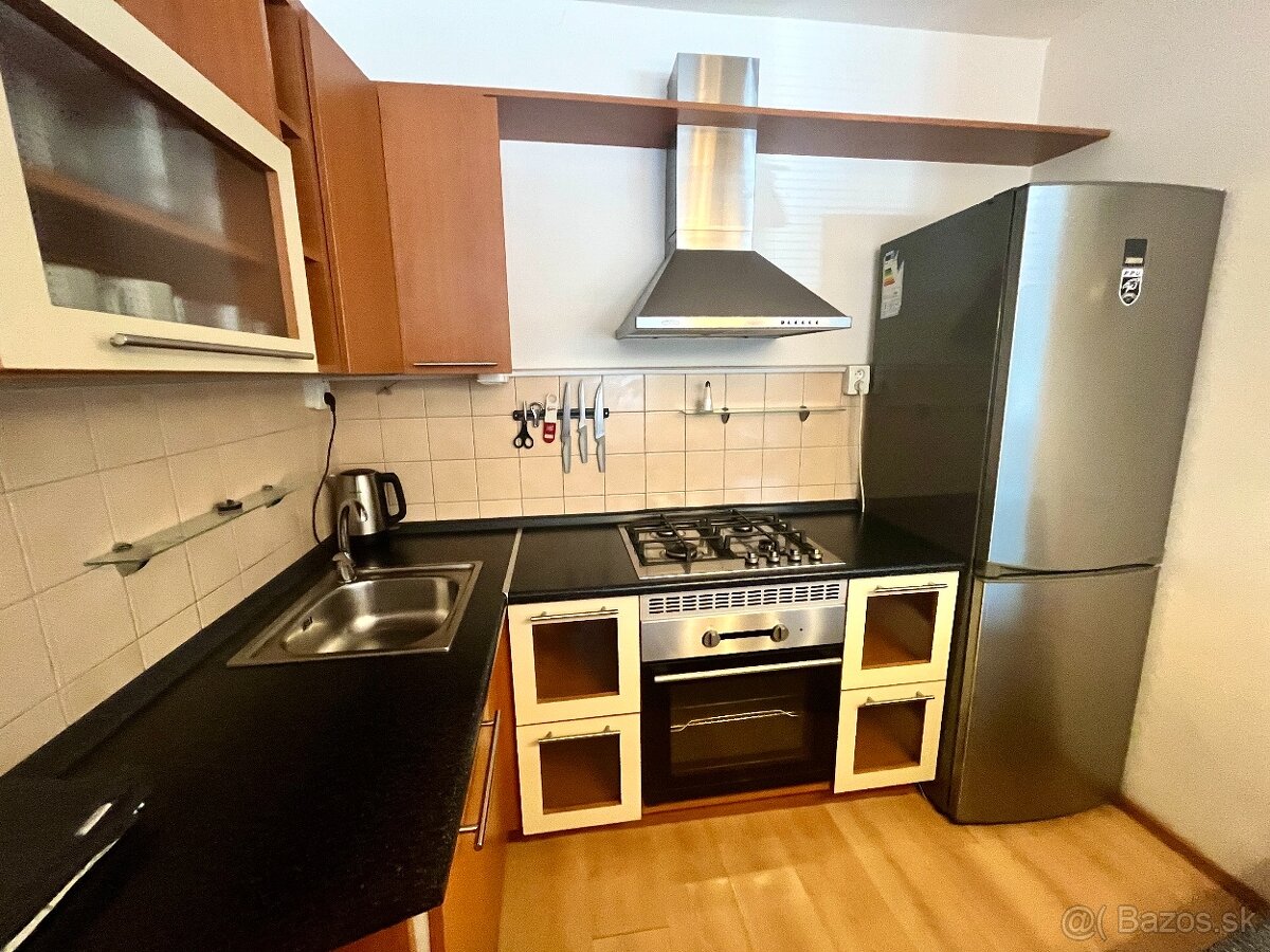 PRENÁJOM Pekný 3 - izbový byt - Košice Staré mesto - 7