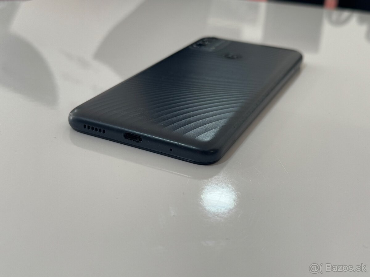 Motorola Moto e30 super stav 2/32GB - 7