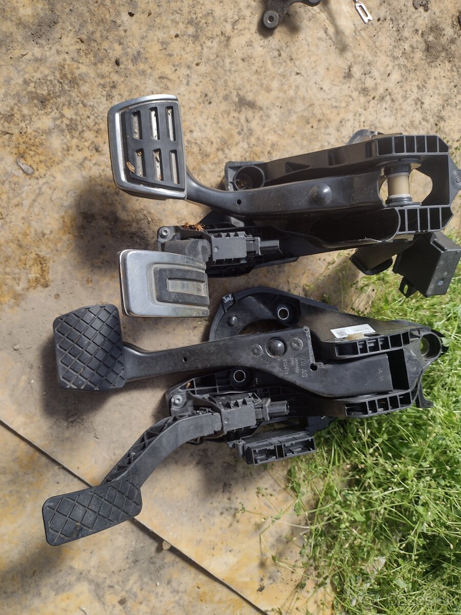 Náhradné diely Octavia 3 - 7