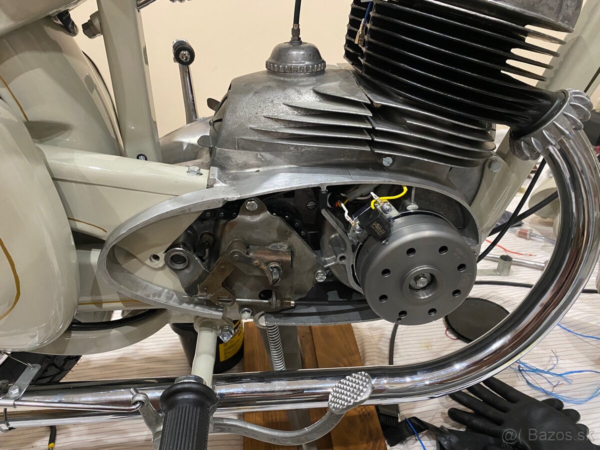 Jawa 350 Pérák - 7