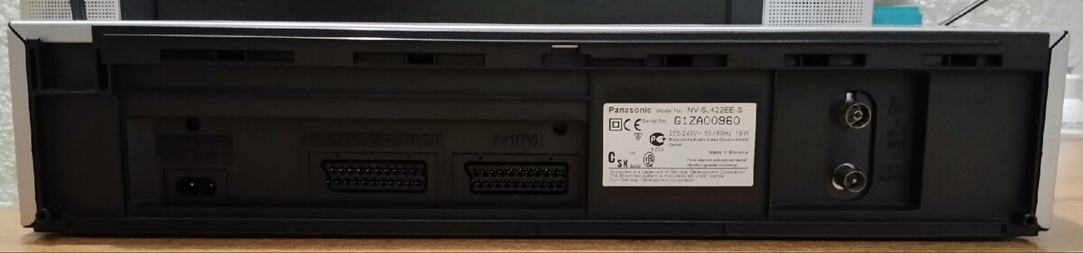PANASONIC NV-SJ422 .... 4 hlavovy videorekordér.... - 7