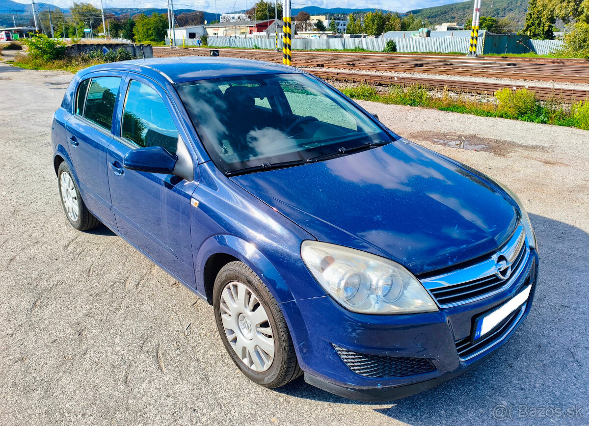 Opel Astra H 2007 benzin 1.6 16V 85kW / 307 000 km - 7