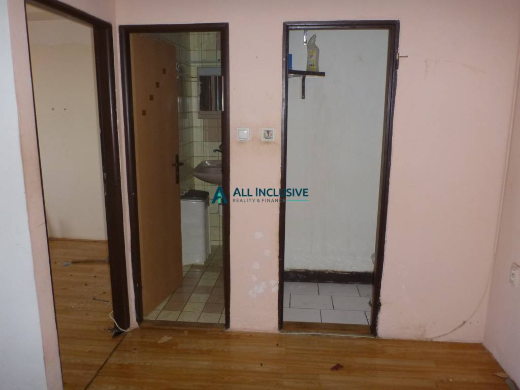 Ponúkame na predaj 2-garsónku na Stavbárskej ulici v Bratisl - 7