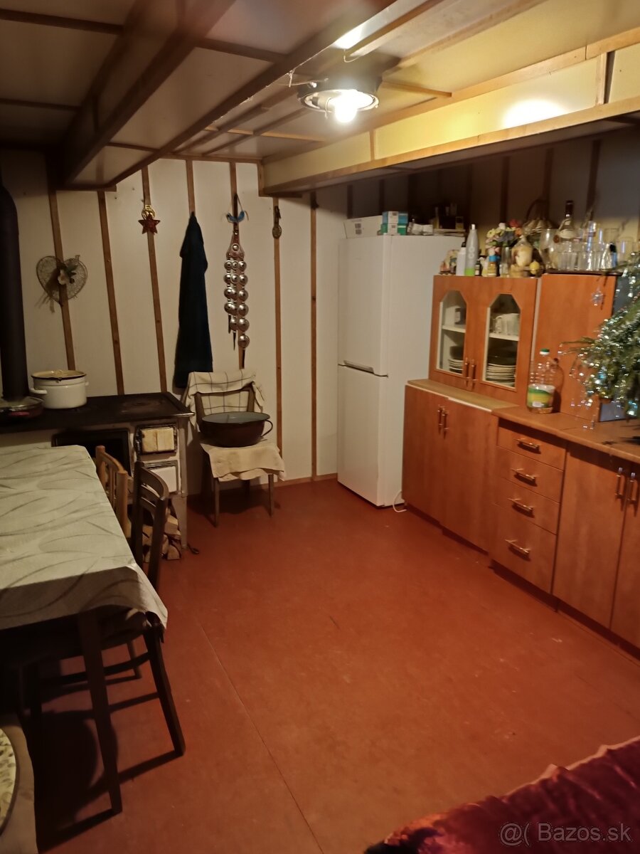 Predám chatu - 7