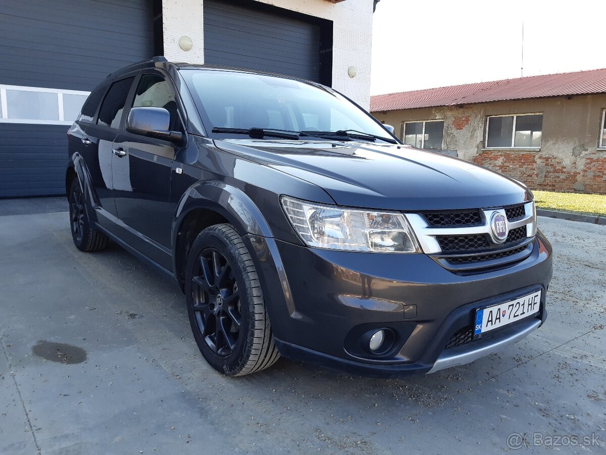 Fiat Freemont 2.0 16V MultiJet 4x4 A/T 7miest - 7