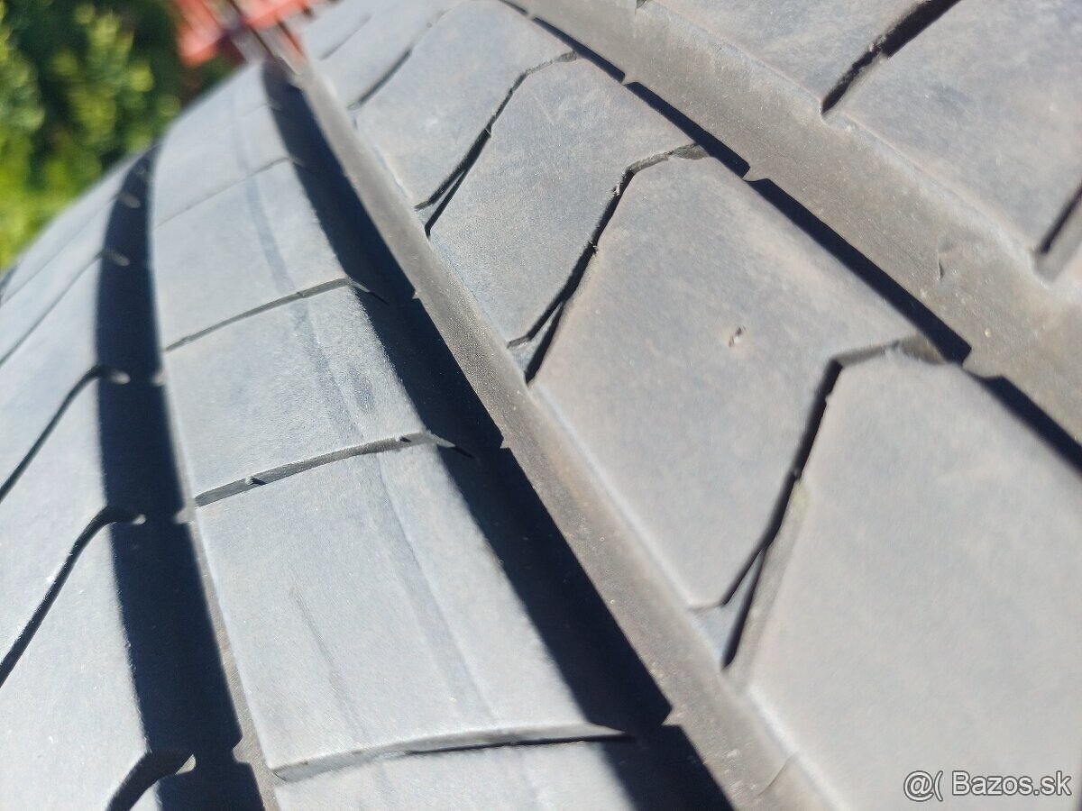 215/55 r18 letné pneumatiky ,Kumho - 7