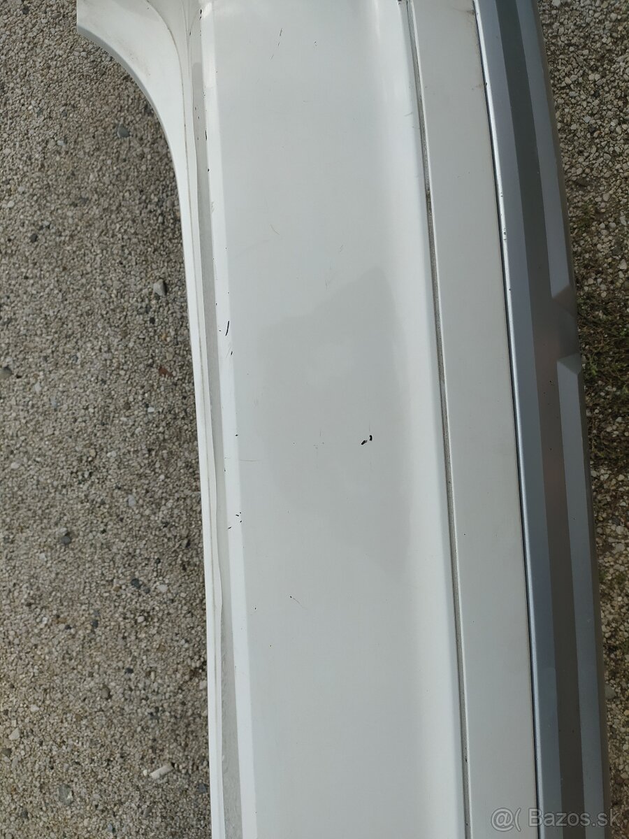 Škoda yeti facelift zadny naraznik 5L6 - 7