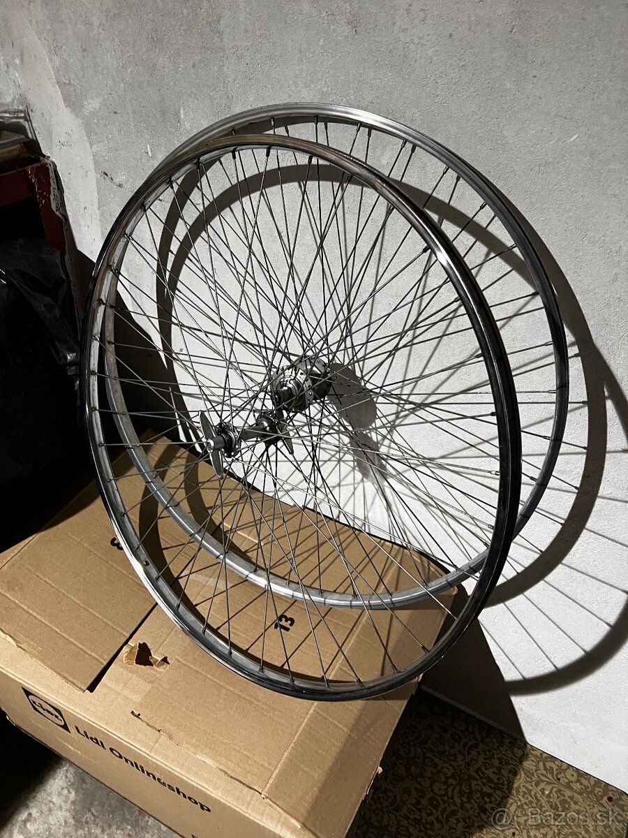 Kolesa Favorit 630 - 7