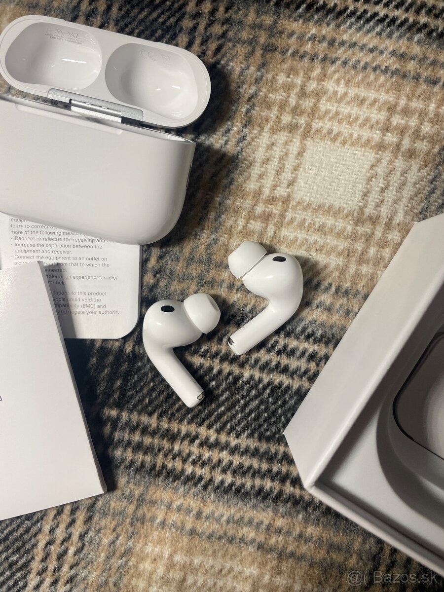 Apple AirPods Pro 3. generácie (2025) - 7