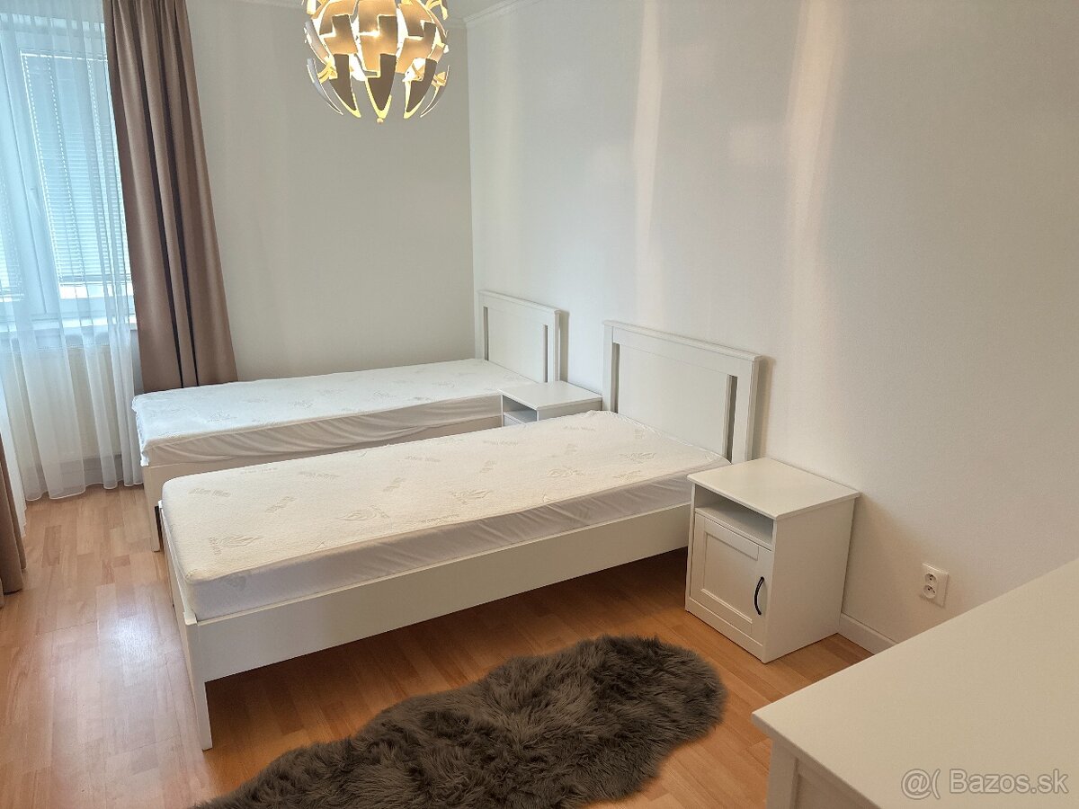 Prenájom moderného, zariadeného 3-izbového bytu Južná ul. - 7