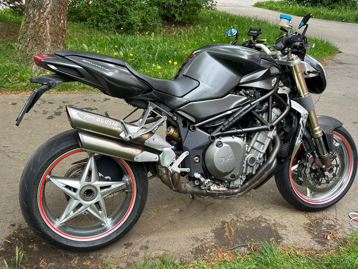 MV Agusta Brutale 750 - 7