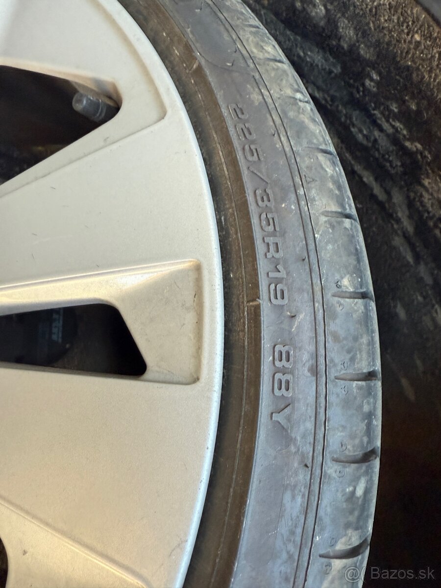 Predam original disky Audi q8 r19 - 7