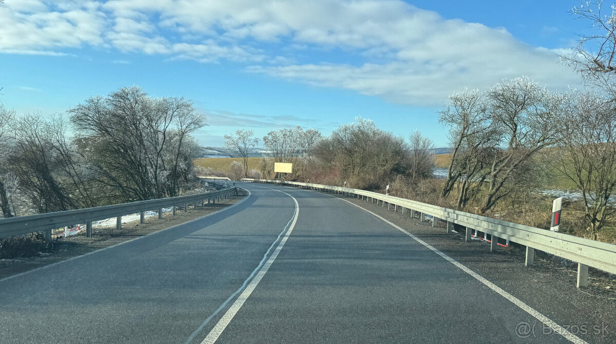 Predáme dva pozemky pri hlavnej ceste do Starej Turej - 7