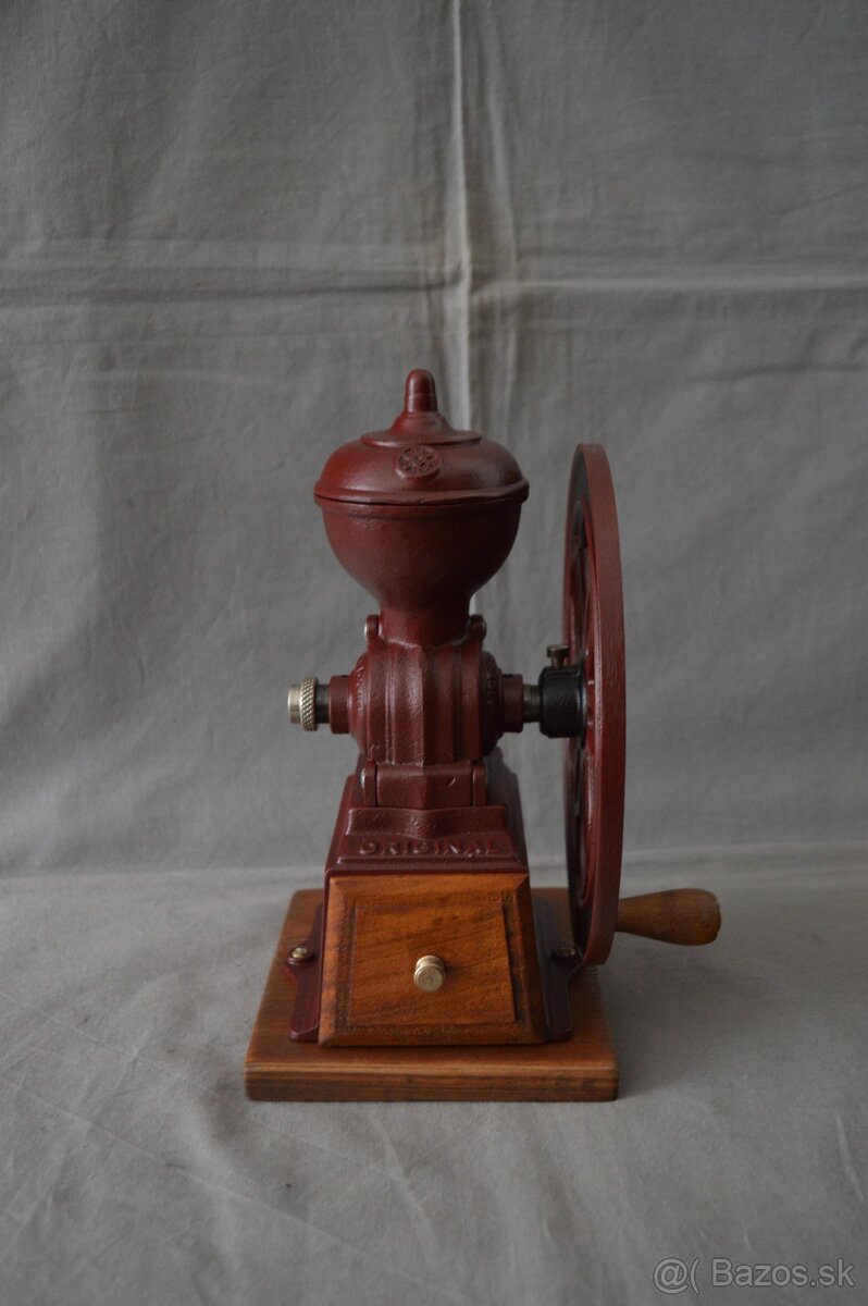 Mlynček na kávu M.F.J. - 7