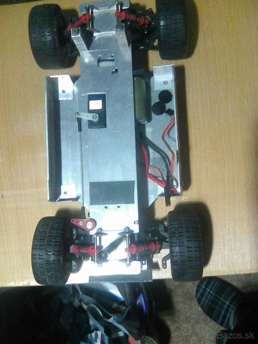 Rc-auto Robbe Jeep Renegade. - 7