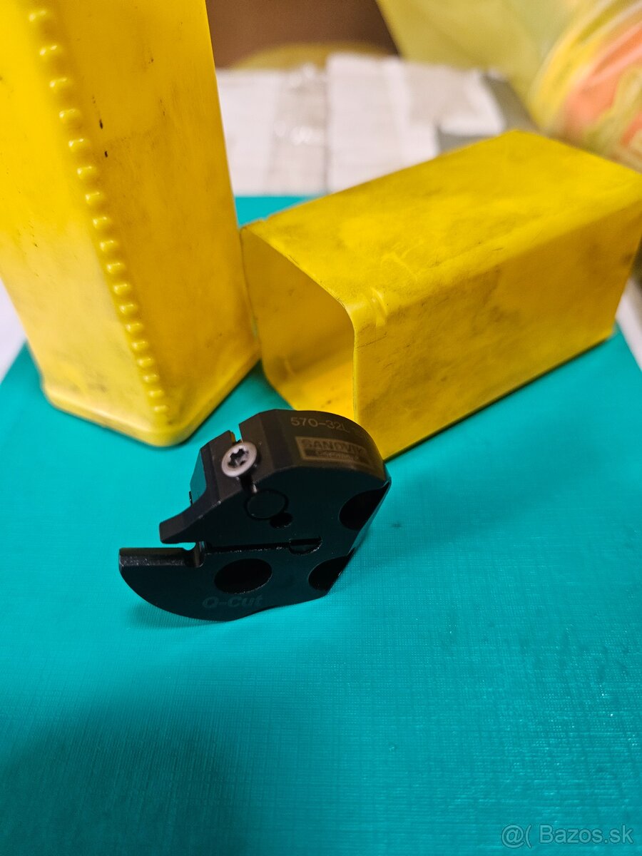 Výbava na CNC sústruh - 7