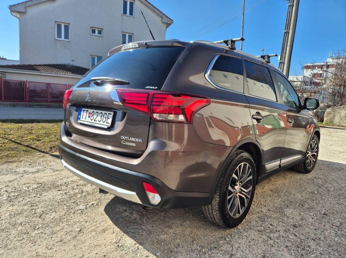 Mitsubishi Outlander 2.2D 4x4 2015 - 7