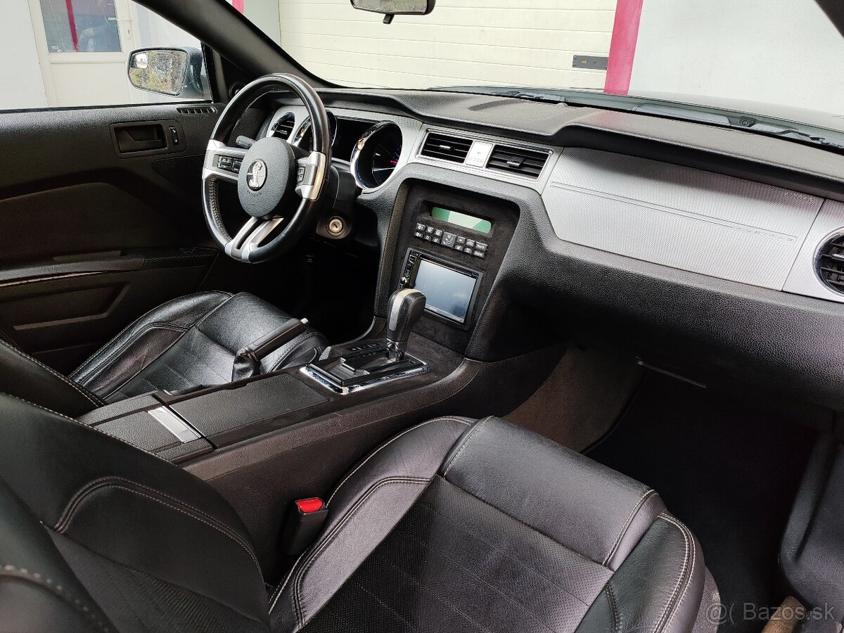 Prodám Ford Mustang 5.0 GT - 7