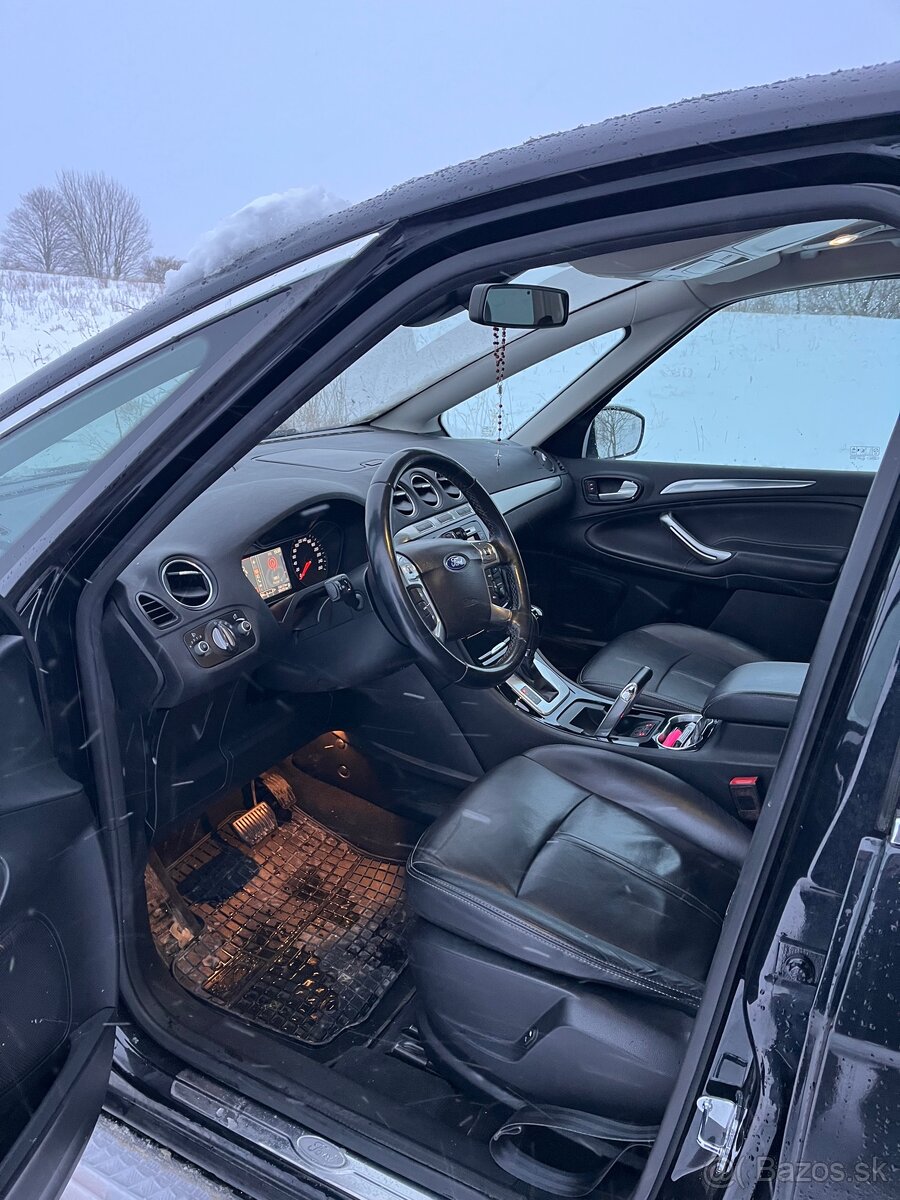 Ford S-Max - 7