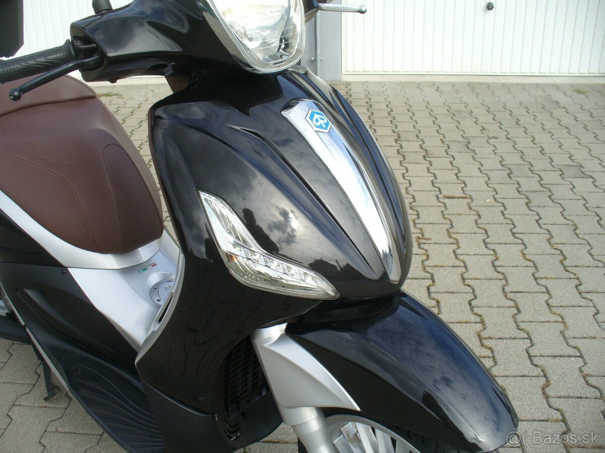 Piaggio Beverly 125 i - 7