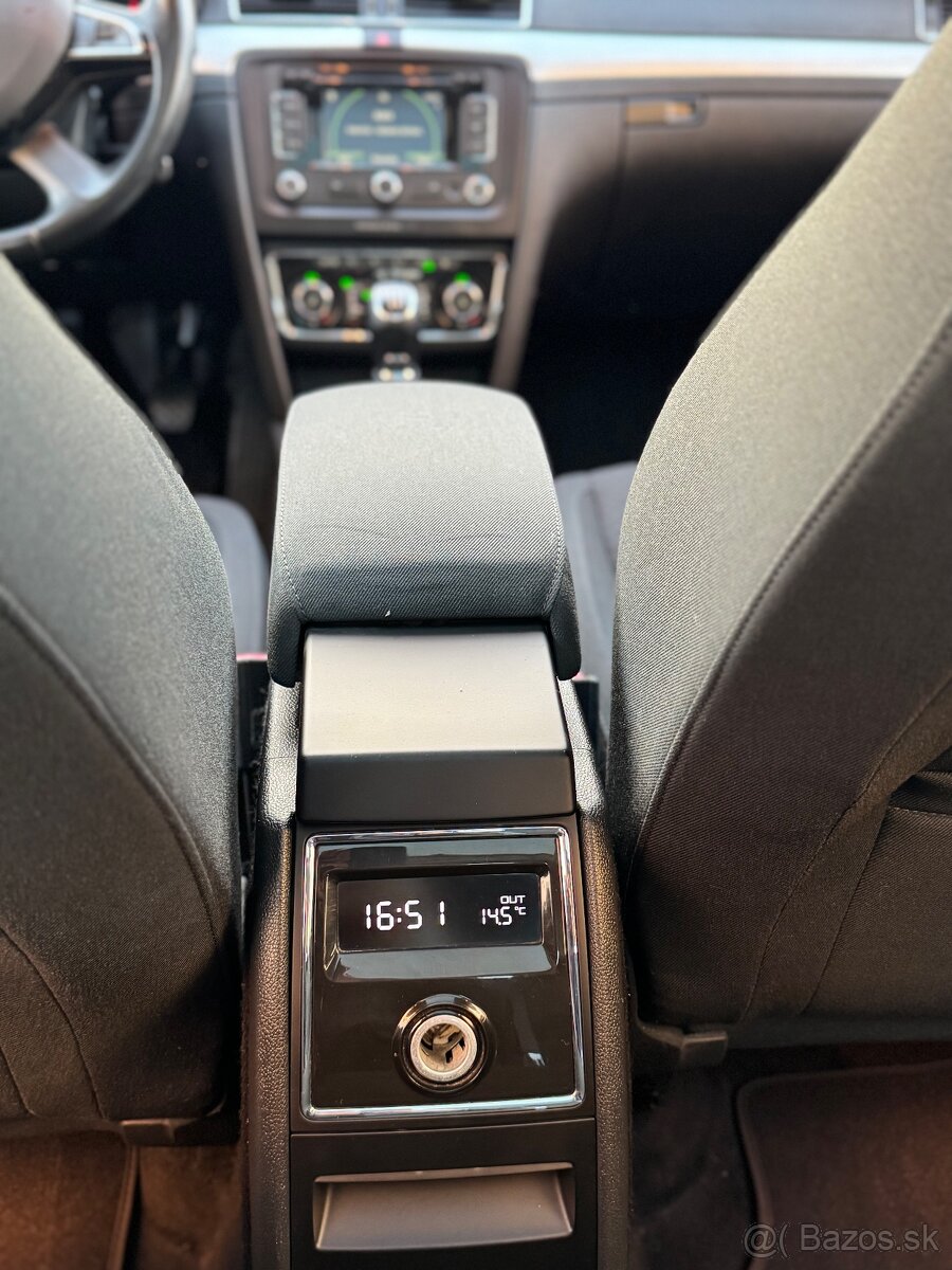 Škoda Superb Combi Facelift 2015, 2.0 TDI 6-st. manual - 7