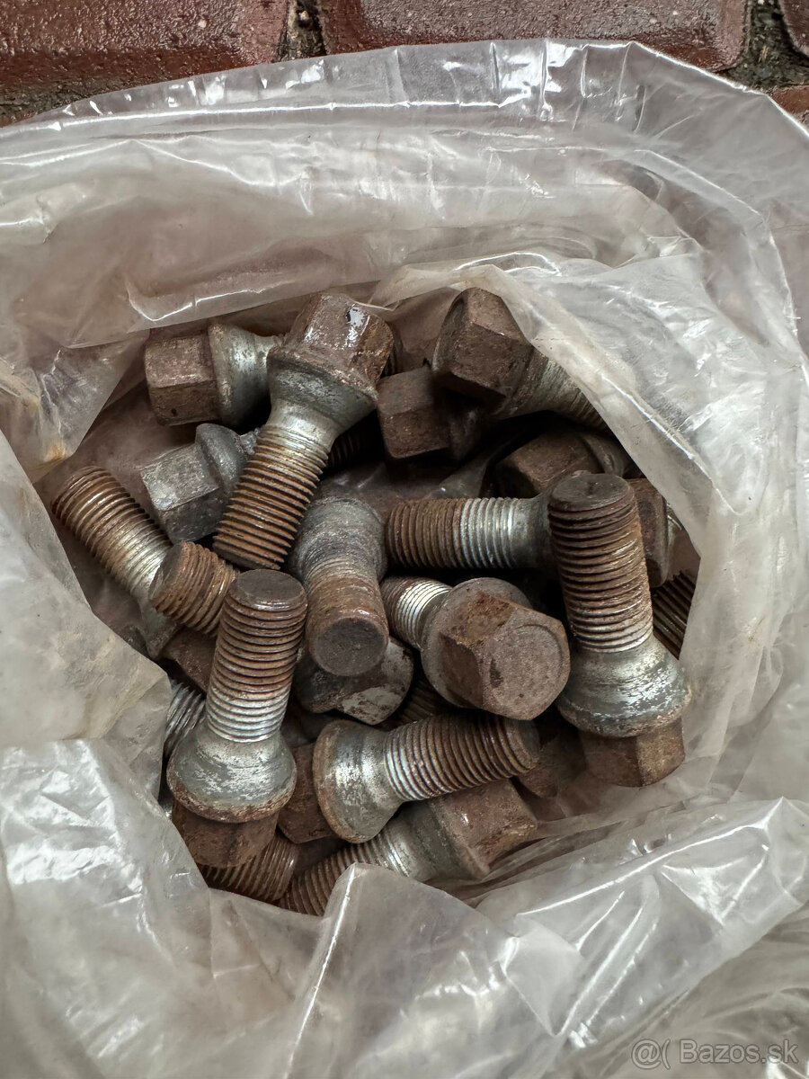 Predám 4 disky + 4 zimné pneumatiky - 7