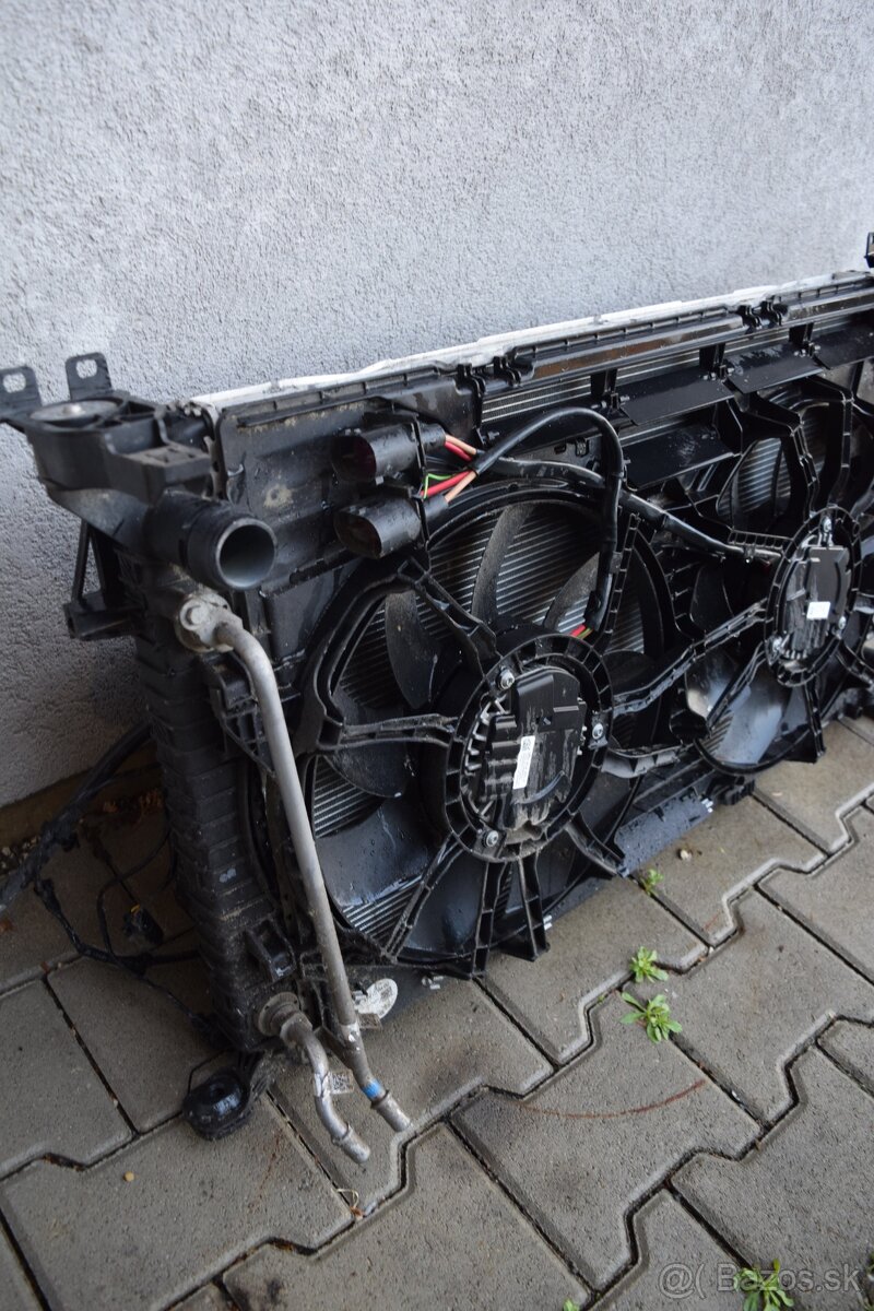 porsche macan 95B turbo 3.6 stena chladicov chladice vetrak - 7