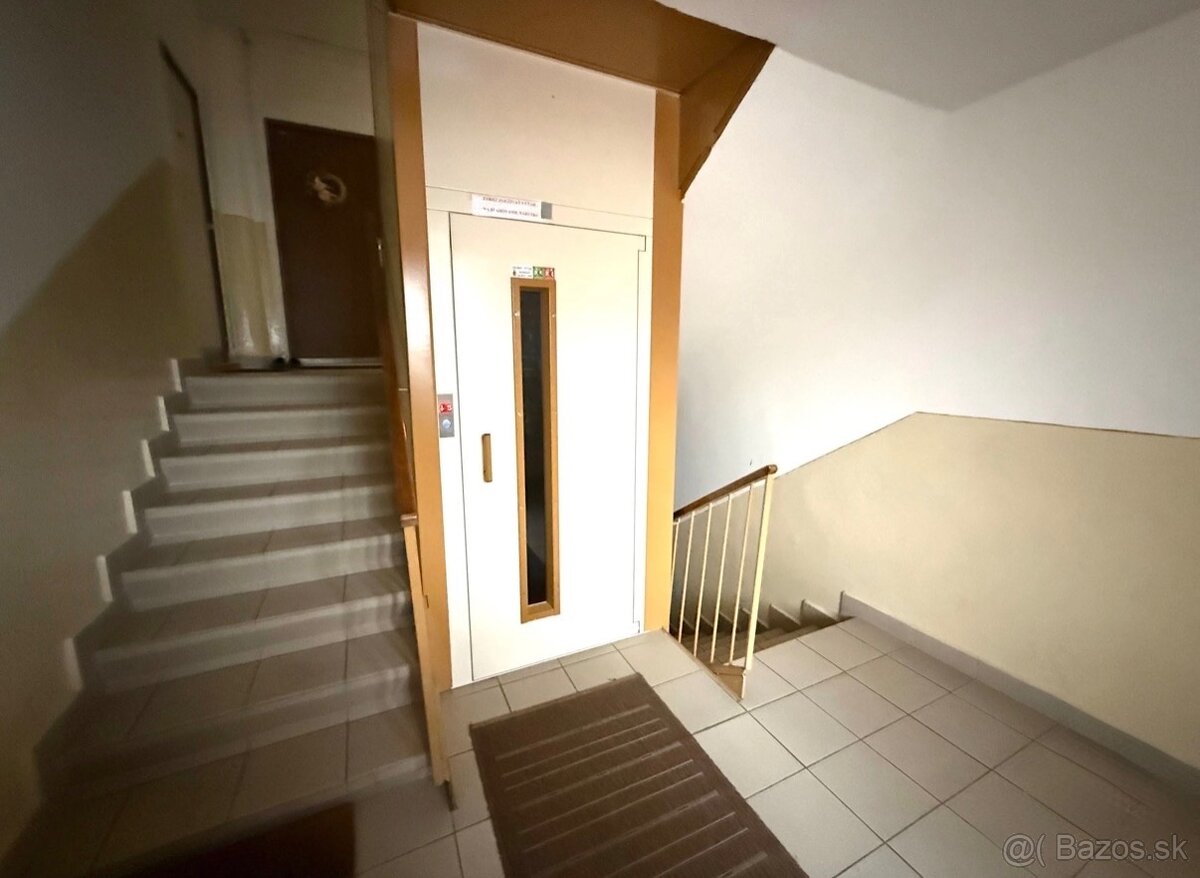 Predám 2.izbový byt - 7