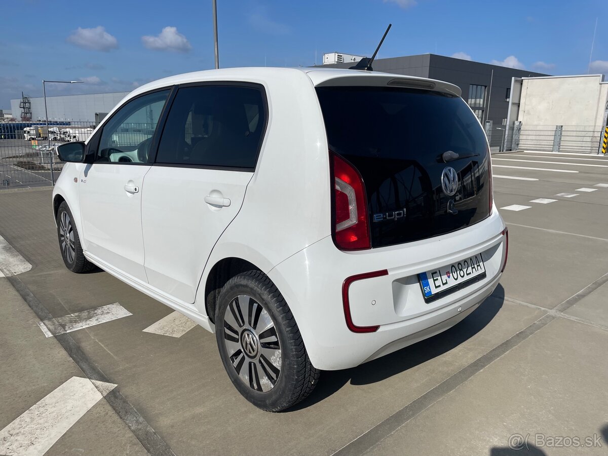 Volkswagen e-Up - 7